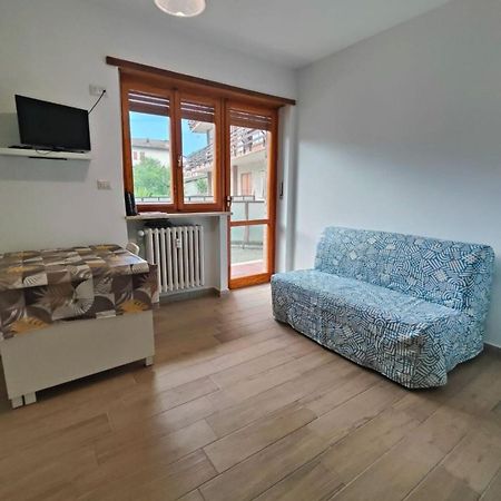 شقة Casa Con Terrazzo E Vista Chiomonte المظهر الخارجي الصورة